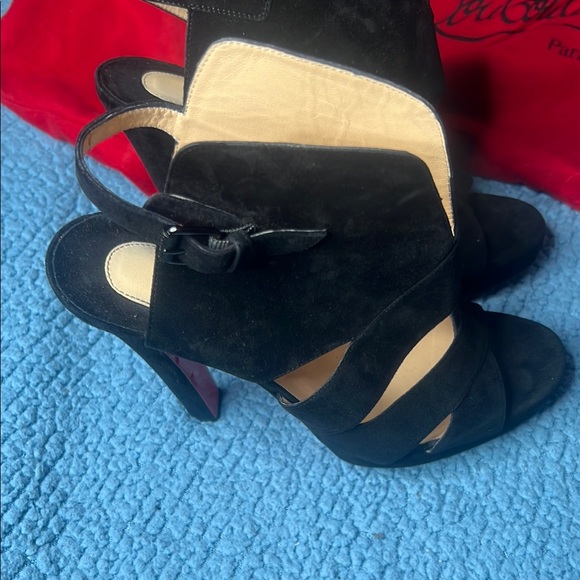 Christian Louboutin Black Stiletto Heels with Peep-Toe - Picture 4 of 10